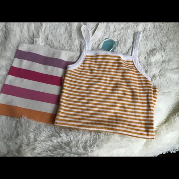 Forever 21 Tops - 3/$15 🌹 BOGO sweater like tank bundle